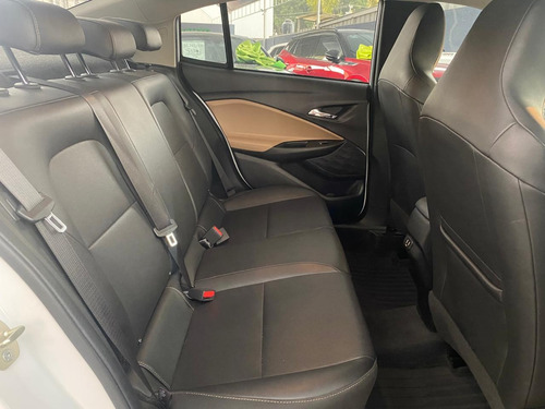 Chevrolet Onix 1.2t Premier L At