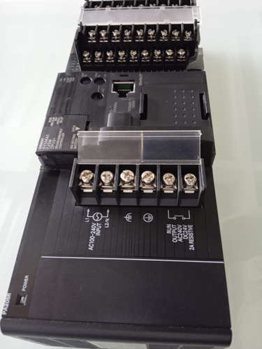 Controlador Lógico Programable Plc Sysmac Cj2m-cpu31 Omron (Usado)