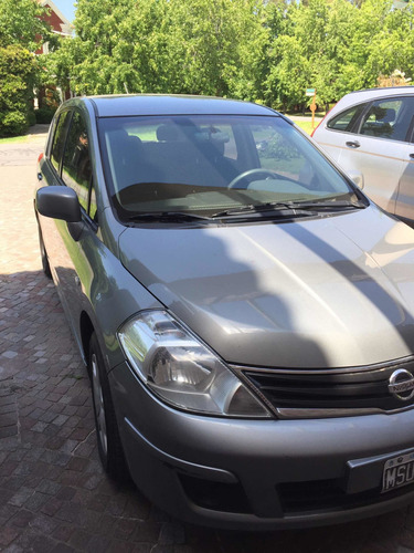Nissan Tiida 1.8 Visia 5 P 2013