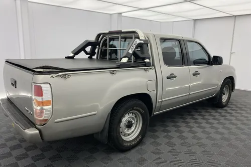 Mazda BT-50 B22D29 MT 2200CC 4X2