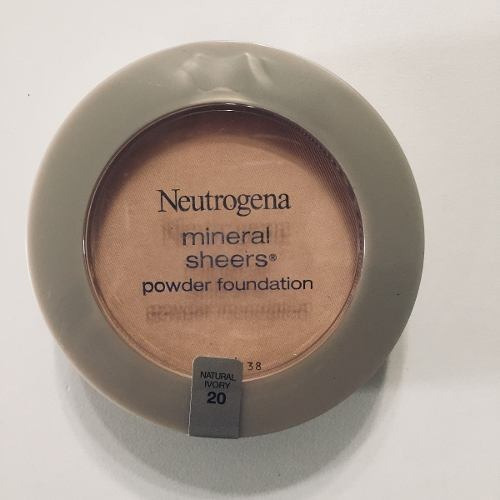 Base de maquillaje Neutrogena Mineral Sheers Compact Powder Foundation tono 20 natural ivory