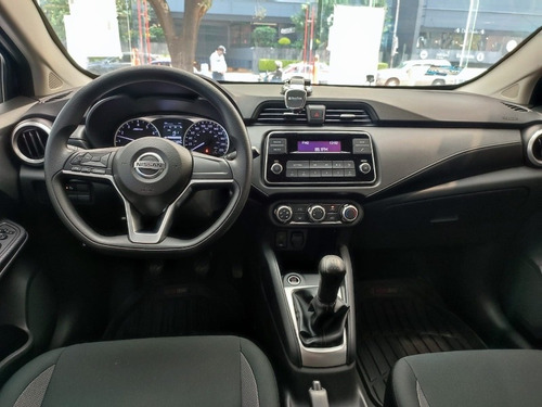 Imagen 10 de 14 de Nissan Versa 2020 1.6 Sense Mt