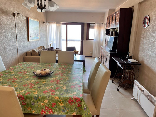 Venta Dpto 4 Ambientes Con Cochera Frente Al Mar