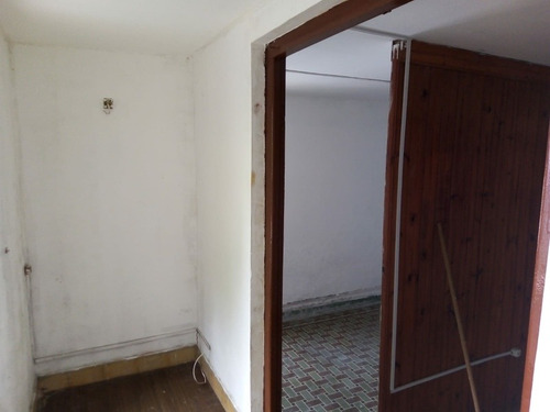 Imagen 6 de 14 de Apto Primer Piso Balcón Al Frente