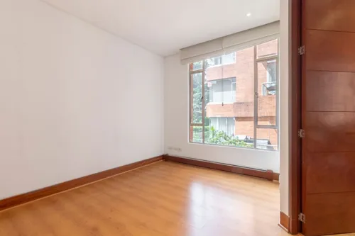 Apartamento En Arriendo/venta En Los Rosales. Cod V23453