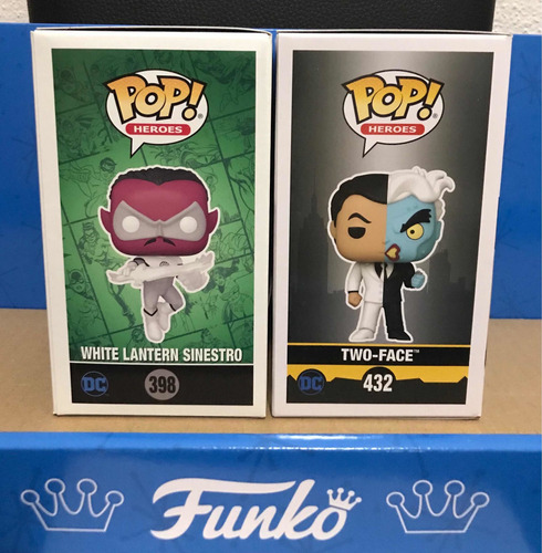 Funko Two Face Lacc Y Sinestro Set De Dos Piezas (Usado)