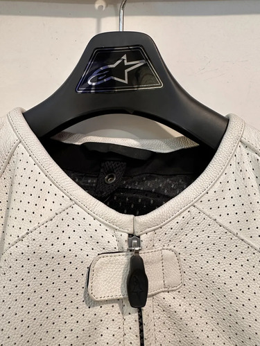 Campera Alpinestar Tz1 Reloaded Cuero Moto Pista Con Protecc Blanco Lisa 46 Usa / 56 Eur (Usado)