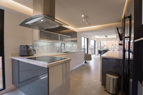 Carla Gonzalez Apartamento En Venta En La Urbanizacion El Rosal Mls #25-7040 Sc