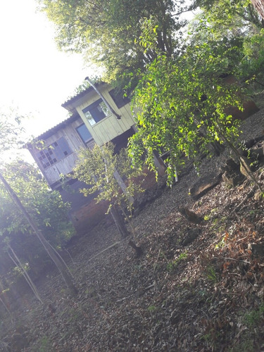 Imagem 6 de 14 de Chácara Beira De Lago Com 3 Casas E Um Sobrado Misto