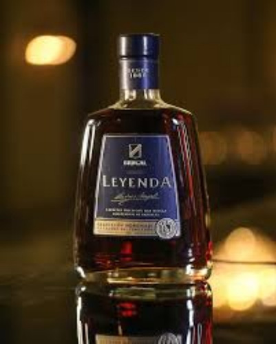 Brugal Leyenda 700ml - Ron Dominicano Premium