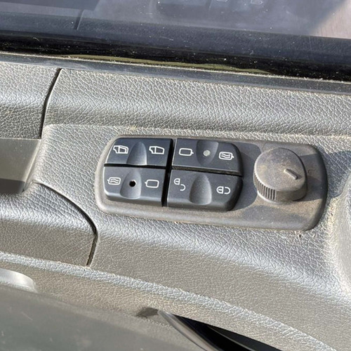 Imagem 8 de 25 de Mercedes-benz Axor 2036 - 2019/19 - 4x2 - 3c42