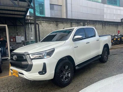 Toyota Hilux 2.4l