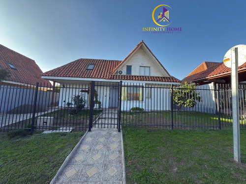 Espectacular Casa Con Amplio Terreno En Alto El Manzano .