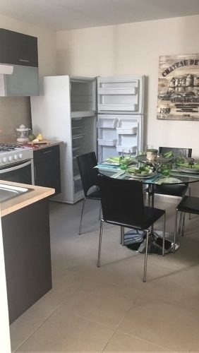 Casa En Venta Con 3 Recamaras, Estacionamiento Para 2 Autos.