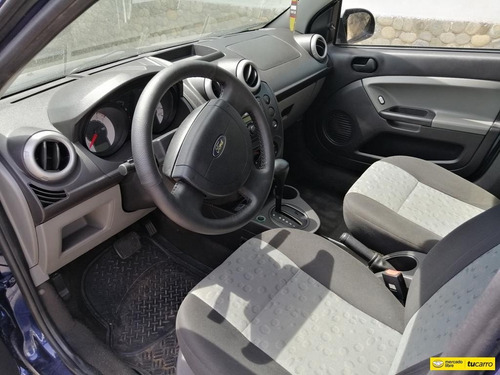 Imagen 8 de 11 de Ford Fiesta Max Automatico