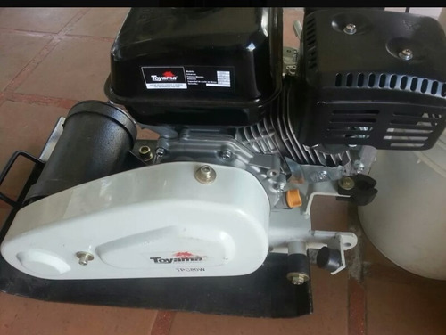 Imagen 6 de 8 de Compactadoras De Tierra Marca Toyama Motor A Gasolina