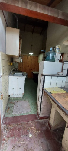Casa Chica Para Reformar, Sobre Lote 200 M2 En Ituzaingó