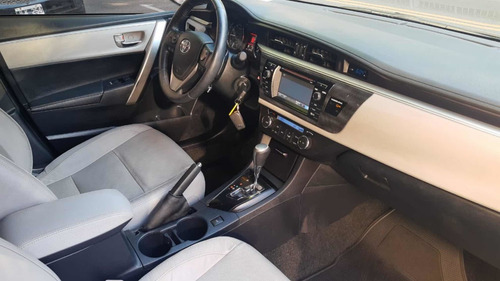 Imagen 10 de 15 de Toyota Corolla 1.8 Xei Cvt Pack 140cv 2016