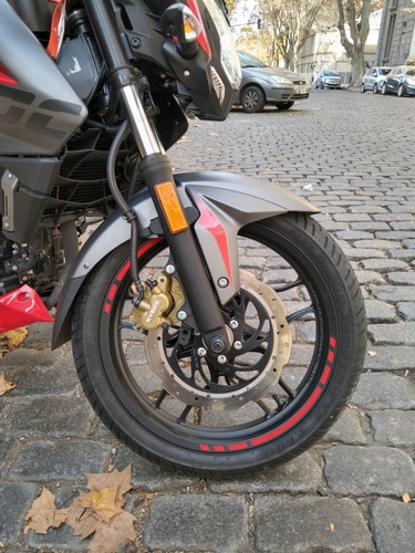 Bajaj Rouser Ns 200