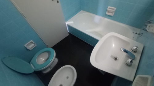 Departamento 2 Amb Lateral. Verdadera Oportunidad!