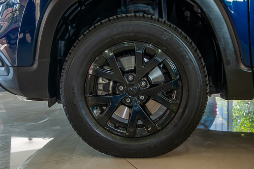 RAM 1000 1.8 Cd Big Horn Night Edition 4X2 At6