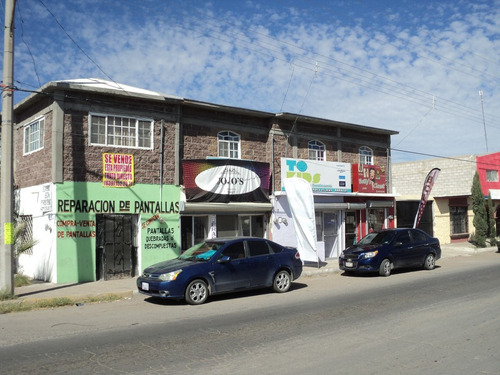 Imagen 2 de 14 de Casa De 5 Recamaras, 4 Locales Zona Comercial Acepto Credito