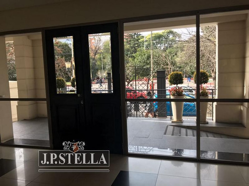 Departamento 4 Amb - 2 Cocheras - 125 M² Cubiertos - Ramos Mejia