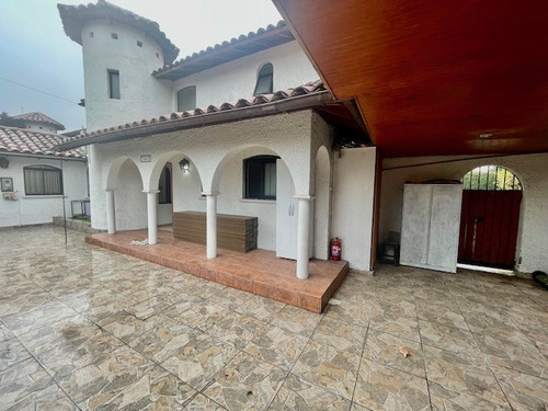 Simon Gonzalez, Plaza Ossandon, Pasaje Cerrado