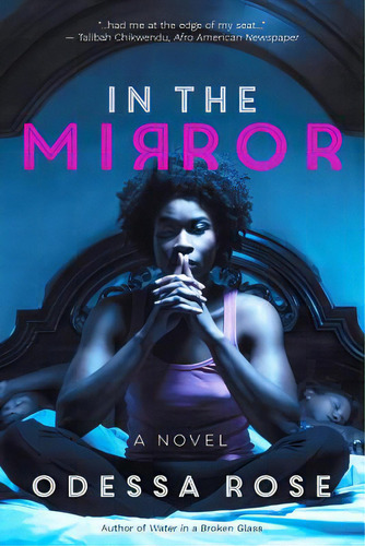 In The Mirror, De Rose, Odessa. Editorial Lightning Source Inc, Tapa Blanda En Inglés