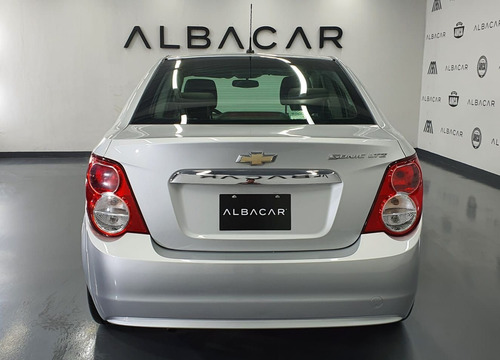 Imagen 4 de 15 de Chevrolet Sonic 2016 1.6 Ltz At