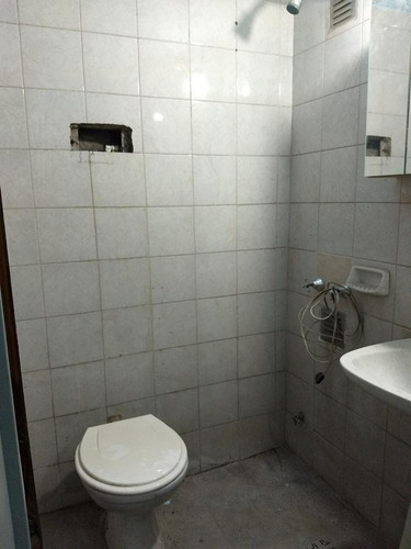 Edificio Comercial En Venta En Gregorio De Laferrere
