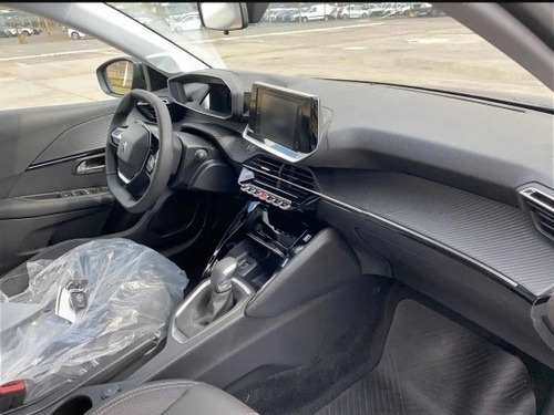 Imagen 6 de 9 de Peugeot 208 Feline Tiptronic 2022