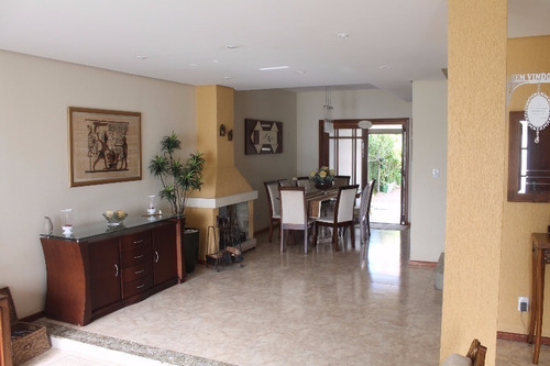 Casa Em Camaquã Com 4 Dormitórios - Lu265889