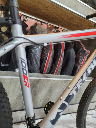 Bicicleta Teknial Tarpan 100 Er Rod 29 Tamburrino Motos