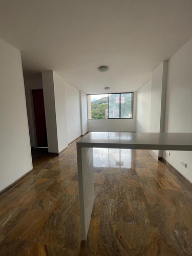 Venta De Aparta Estudio De 35mts2 En Alférez Real, Sur De Cali, 10153.