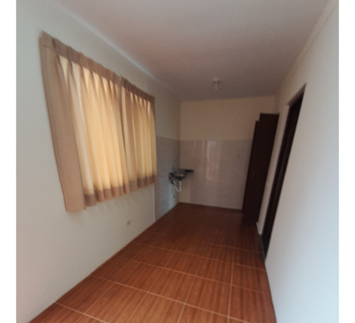 Alquilo Lindo Mini-dpto En Excelente Ubicación (urb. Sta. Catalina)