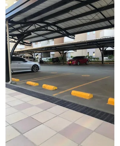 Venta Apartamento De 89mts2 En La Flora, Norte De Cali 10173.a