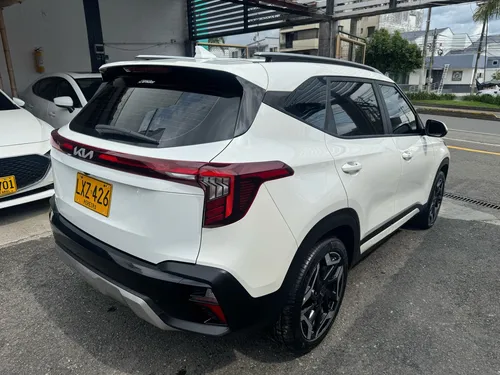 Kia Seltos 2.0 Zenith 4X2