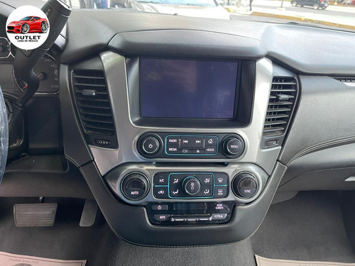 Chevrolet Suburban 5.4 Ls Tela At