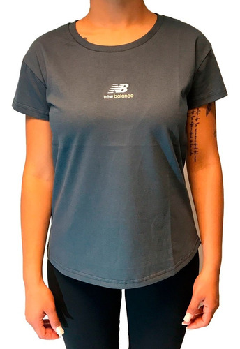Remera New Balance Lifestyle Mujer Athletic Higer Gris Cli