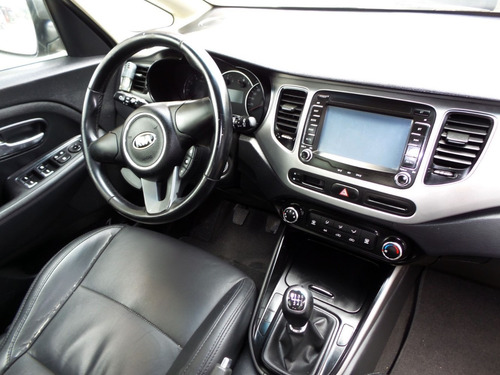 Kia Carens 2.0 Suv Ex