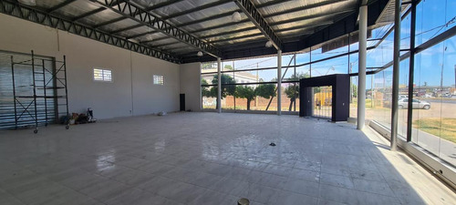 Local Comercial 681 M² En Esquina S/avenida - San Justo