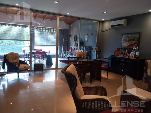 Casa 7 Ambientes Con Local Comercial Aprox 600m2 En 3 Plantas En Venta - Ezpeleta