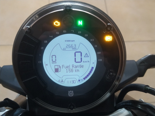Imagen 6 de 6 de Husqvarna Svartpilen 401