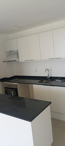 Imagen 8 de 12 de Dueño Vende Apto. 2 Dorm