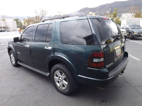 Imagen 4 de 9 de Ford Explorer