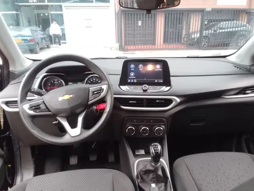 Chevrolet Tracker Ls Mt - 2022