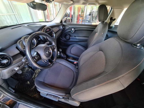 Imagen 8 de 8 de Mini Cooper 2016 1.5 F56 Pepper 136cv