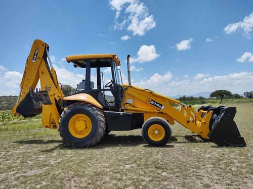 Imagen 5 de 15 de Retroexcavadora Jcb 214e 4x2 C/extensión Y Bote Frontal 4en1