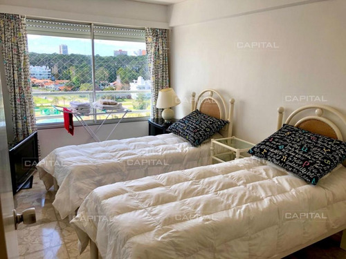 Imagen 30 de 30 de Amplio Apartamento En Excelente Complejo Con +amenities En Playa Mansa - Punta Del Este Mansa